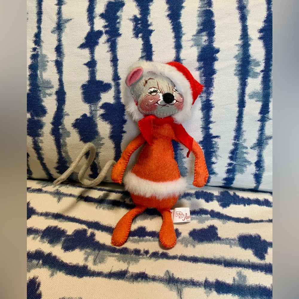 Vintage Annalee Dolls Christmas Elf Mouse Doll Cute Little 8” Santa Claus 1987